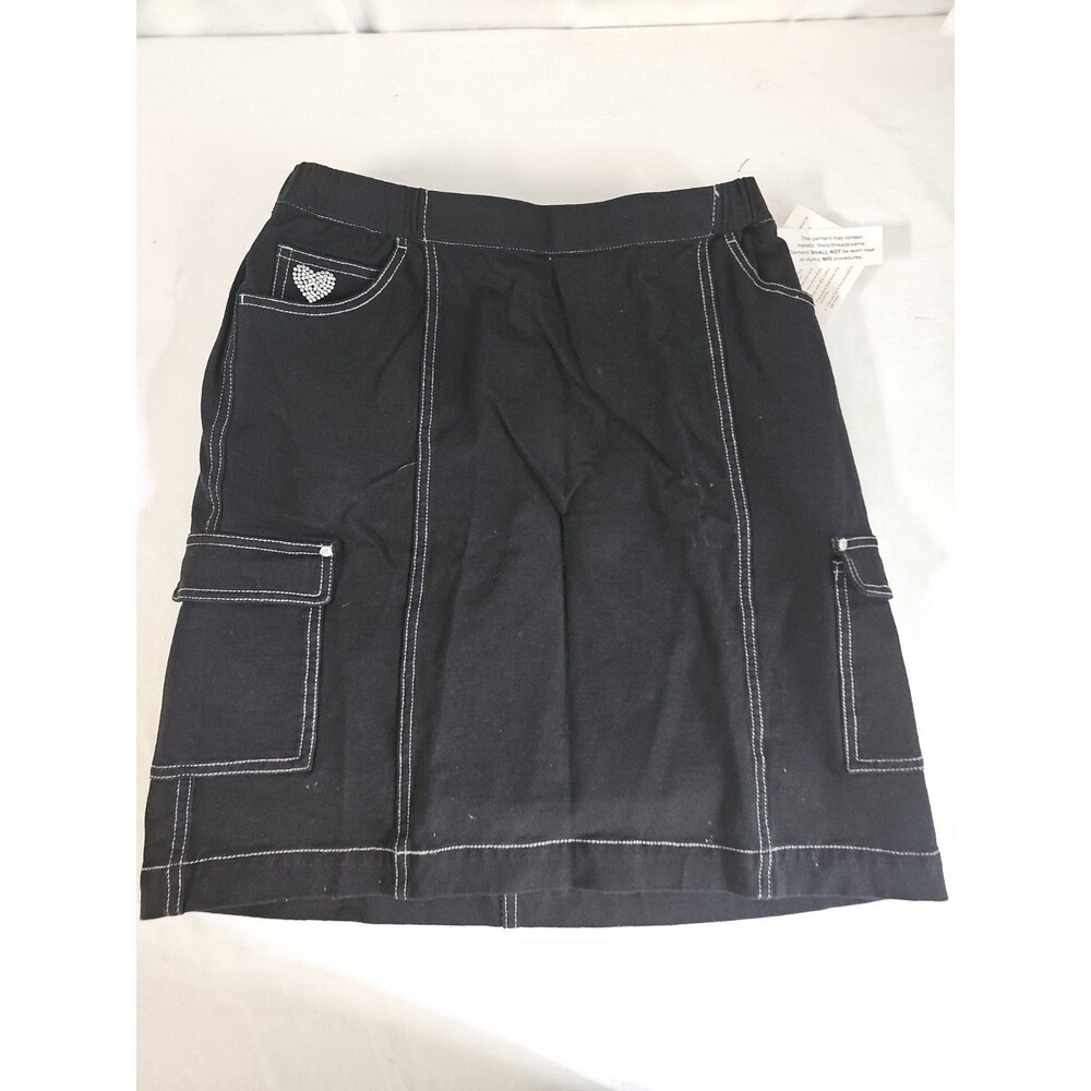 NWT Dream Jeannes by Quacker Factory Black Cargo Skirt Rhinestone Heart Size M